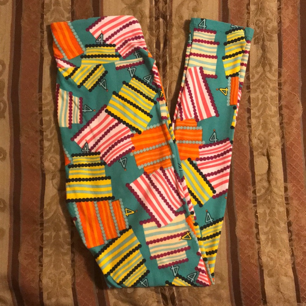 NWOT LuLaRoe Birthday Cake Leggings unicorn